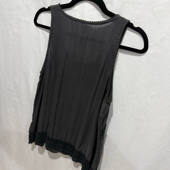 Blue Sky Crochet Trim Tank Top Small Boho Festival Sleeveless Blouse Lace Artsy - Picture 8 of 13